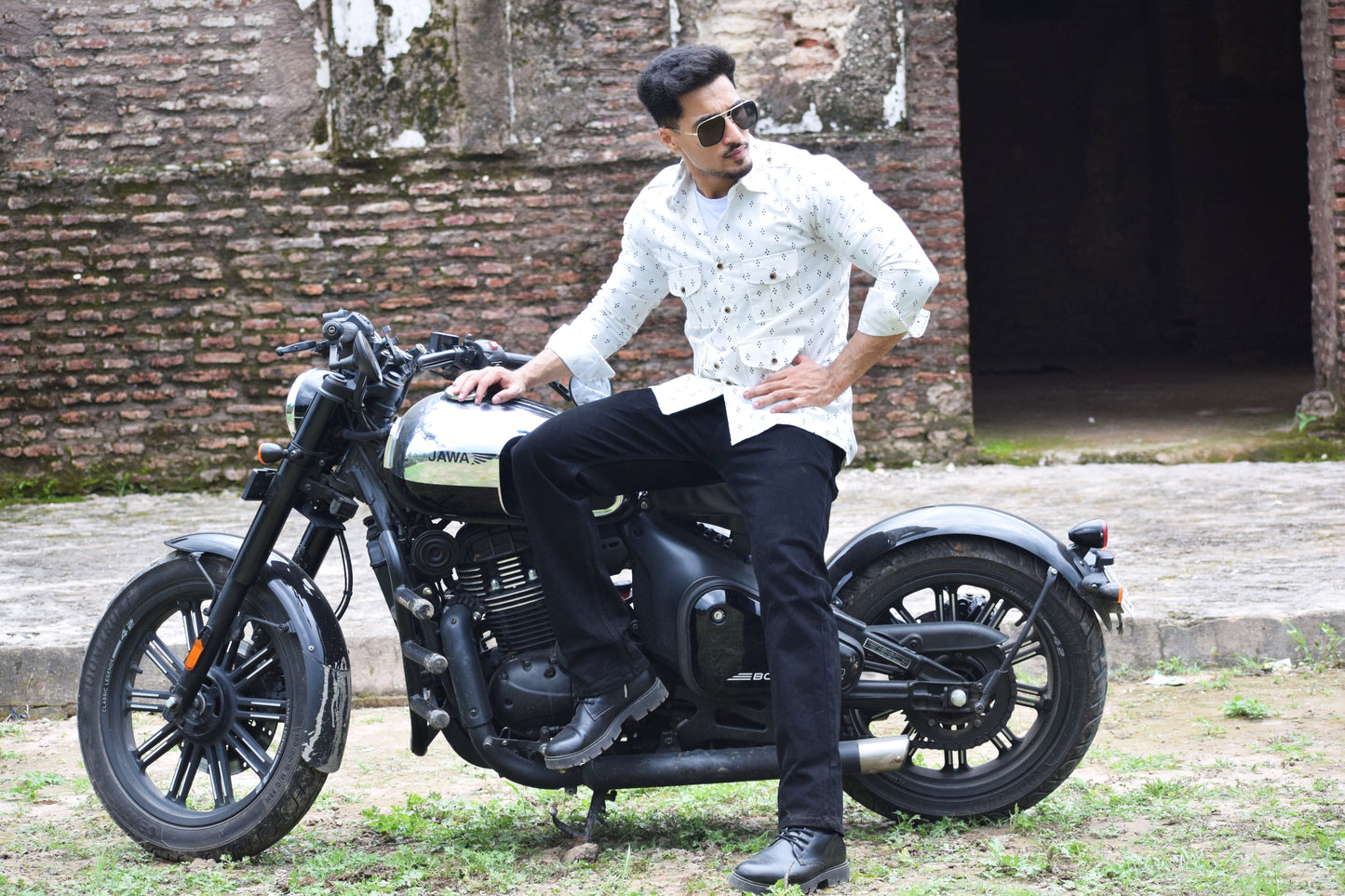 The Ivory Trail Hunting Shirt with Navy Motifs