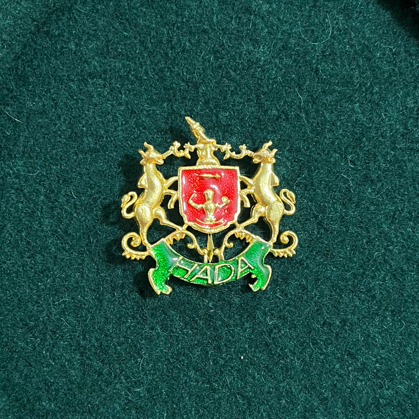 Red-Green Hada Monogram