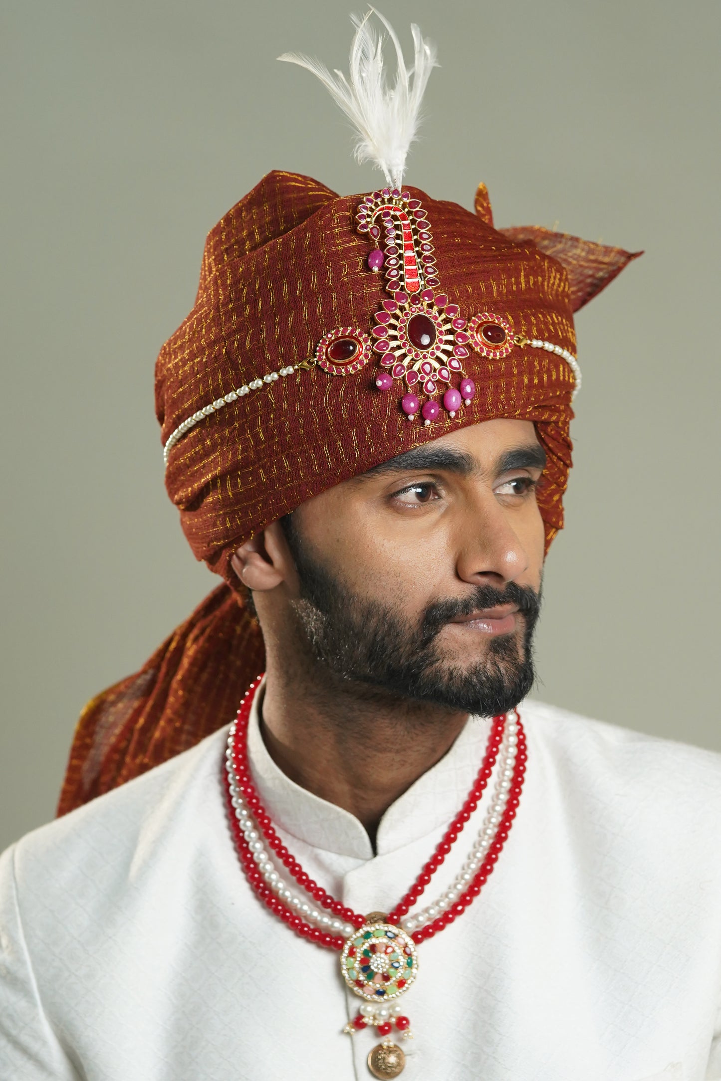 Maroon doriya