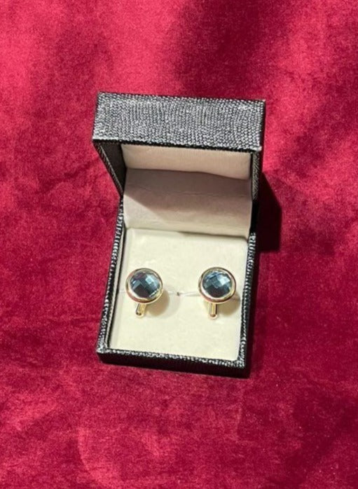 Golden Round Cufflink With Blue Stone