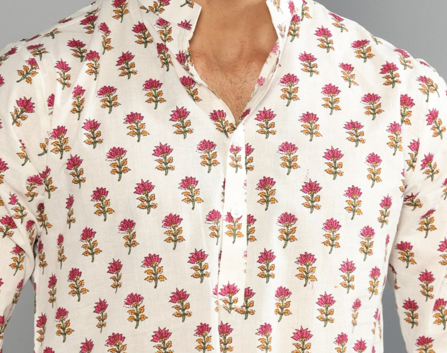 Off White Sanganeri Booti Print Kurta With White Pyjama
