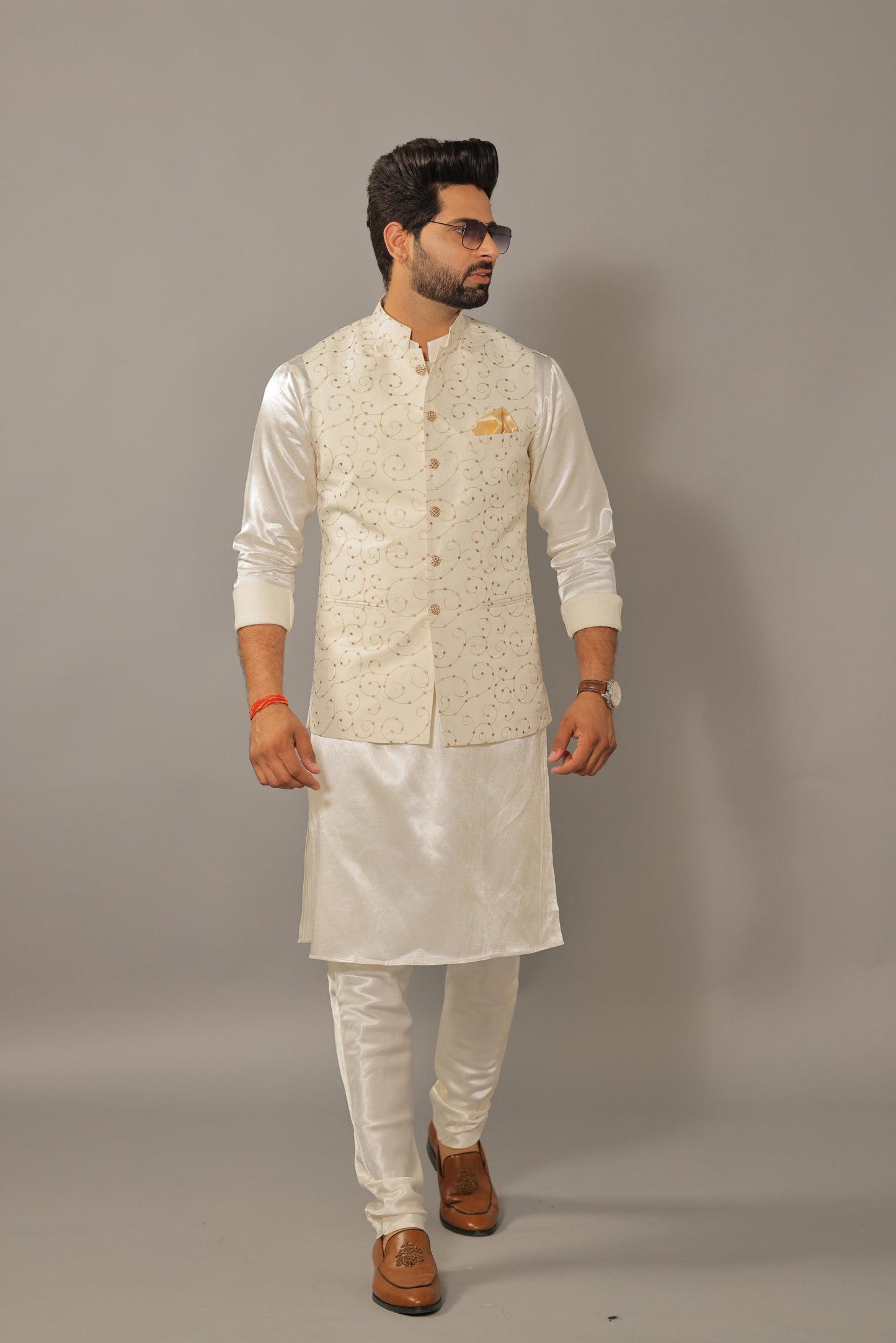 Off White Kurta Payjama Set With Floral Embroidery Jacket -Handcrafted
