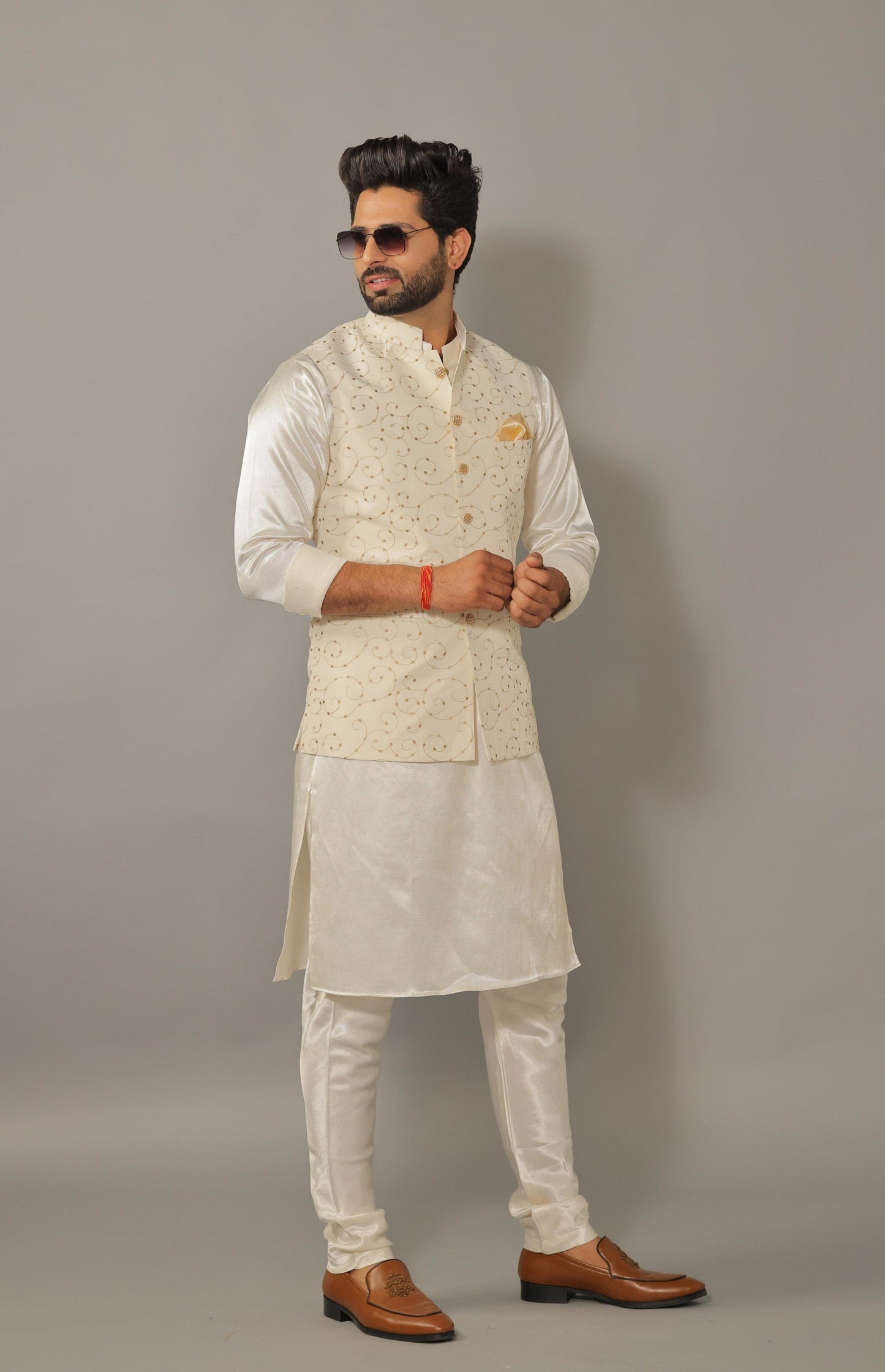 Off White Kurta Payjama Set With Floral Embroidery Jacket -Handcrafted