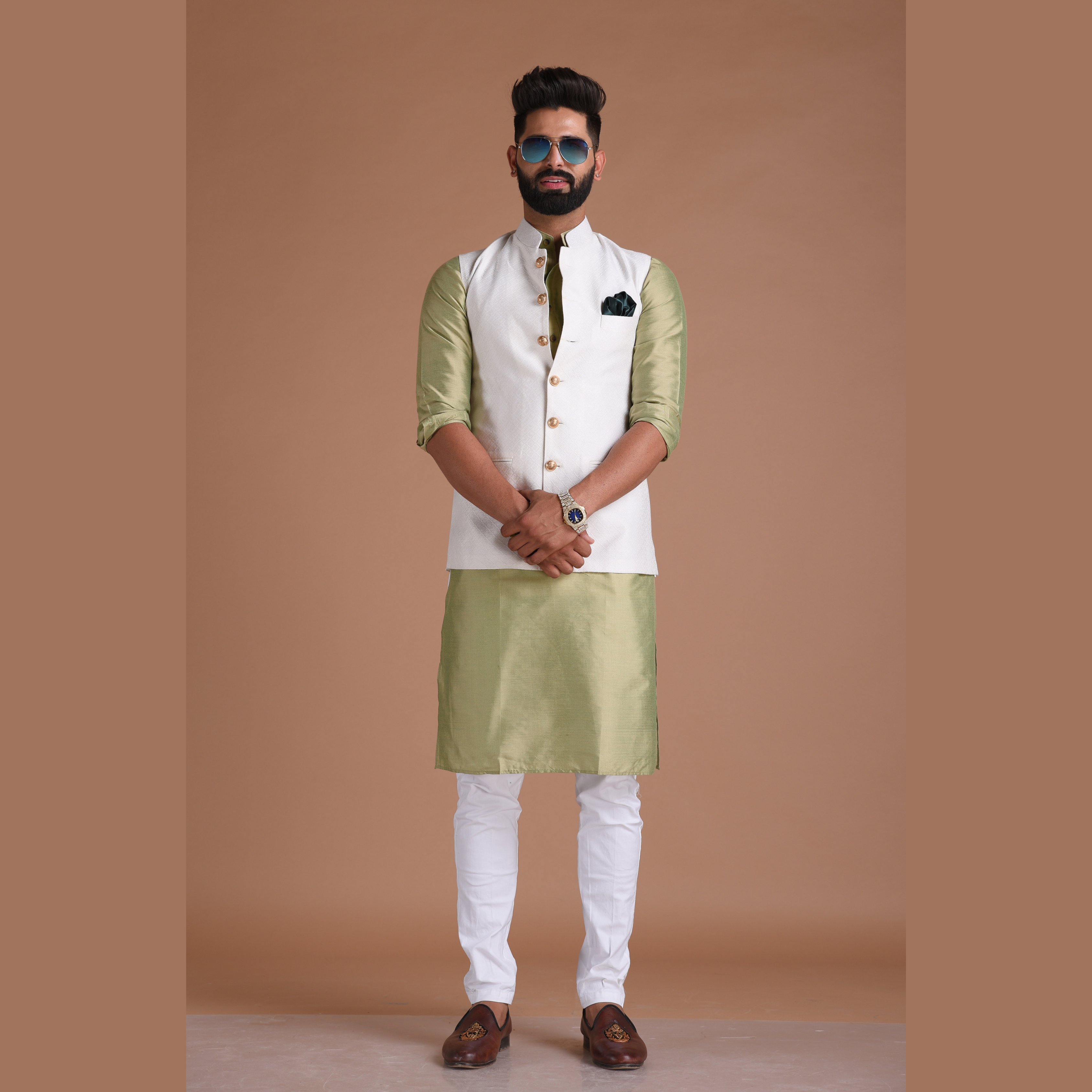 Readymade White Kurta Pajama With Nehru Jacket Men 248MW05