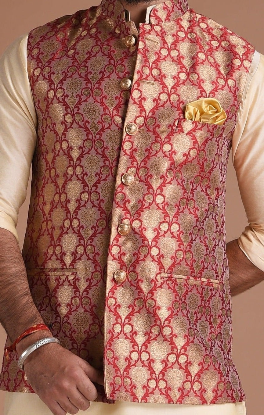 Red kurta best sale with golden pajama